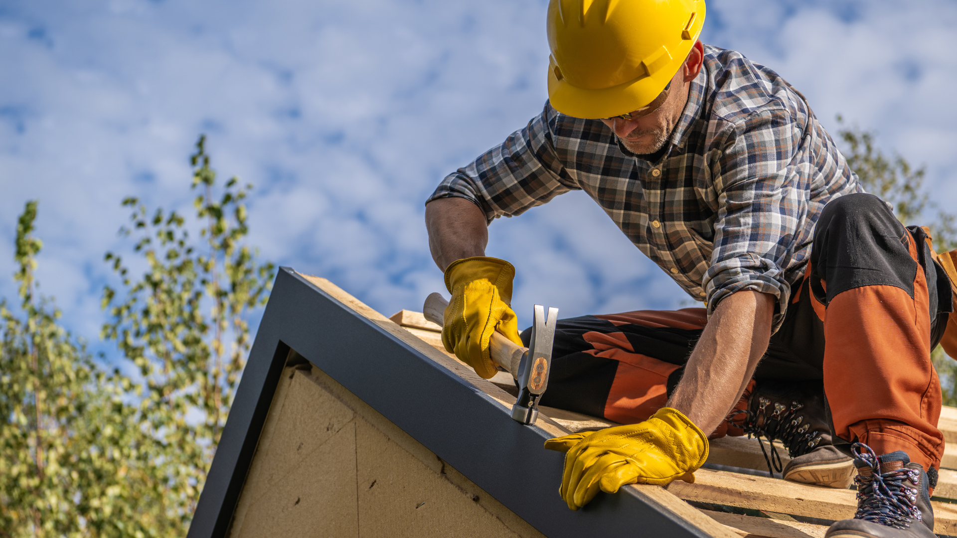 Featured image for “How Ace Exterior Remodeling Helps Sterling Homeowners Navigate the Roof Insurance Process”