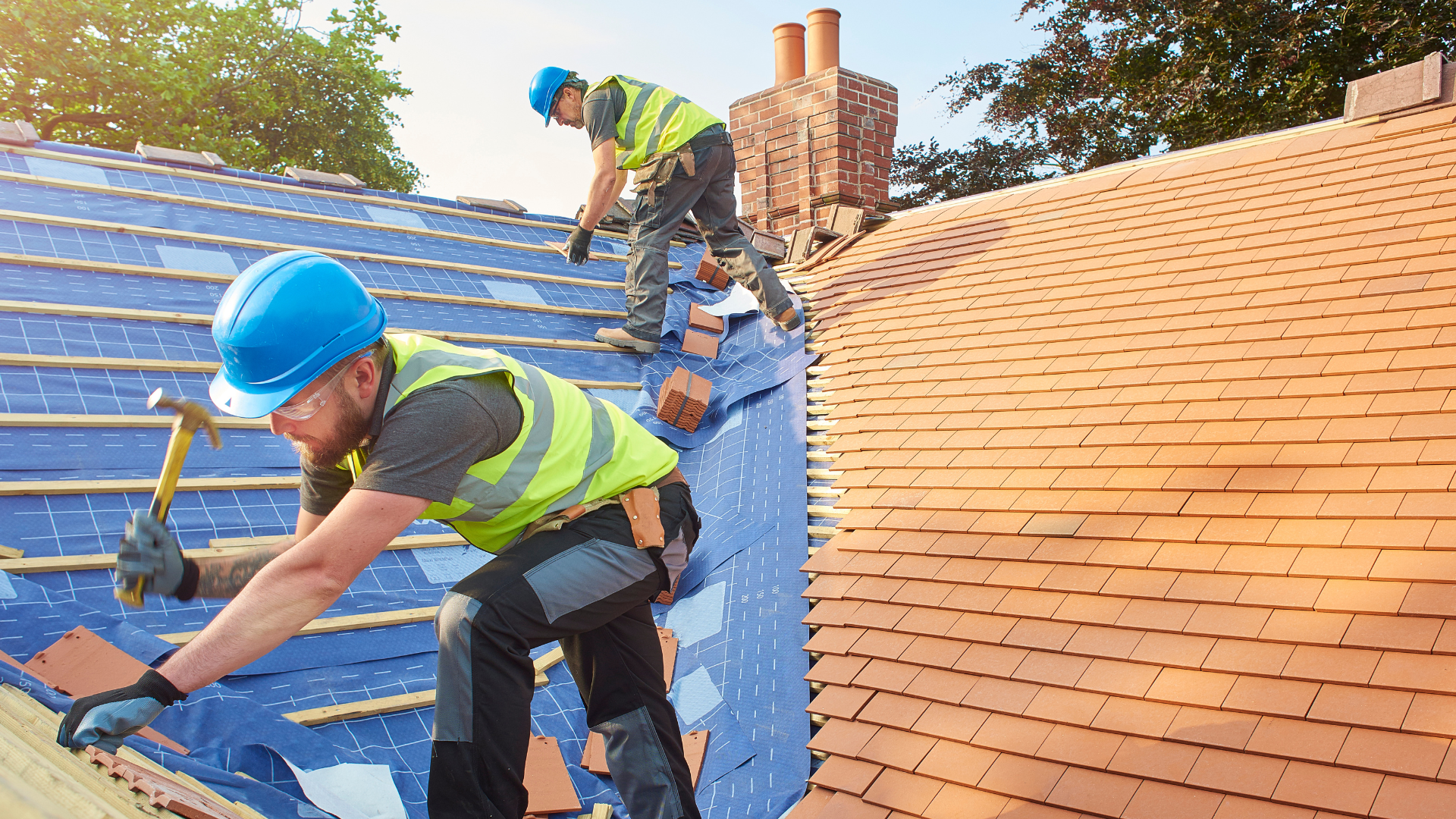 Featured image for “Roof Replacement Timing: Why Fall Beats Waiting for Winter”